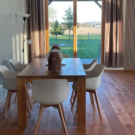 Neue Hochwertige 90m² *