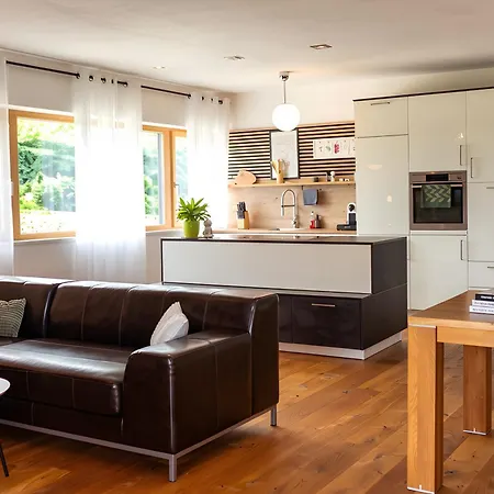 Apartment Neue Hochwertige 90m²