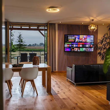 Neue Hochwertige 90m² *