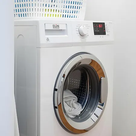 Neue Hochwertige 90m² * Pupping